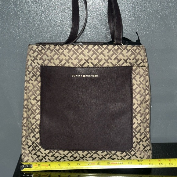 NWT Tommy Hilfiger Tote Bag - Picture 2 of 8